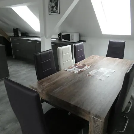 Holiday Apartment *