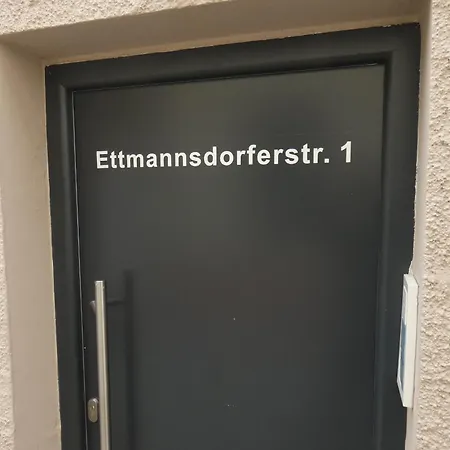 Holiday Apartment *
